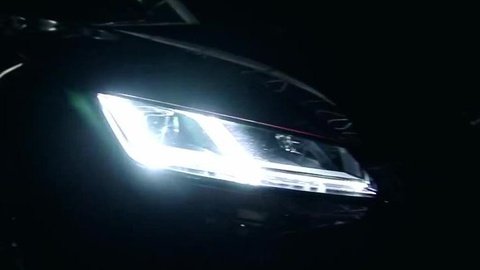 像雞毛一樣飛 视频截图