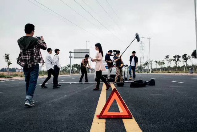 伊桑僵屍 视频截图