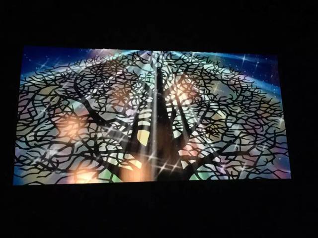 依然活著 视频缩略图