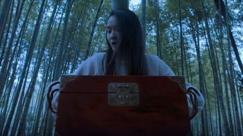 夜班服務員 视频截图